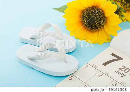 ひまわりとカレンダー ひまわりとカレンダー 39161598