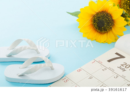 ひまわりとカレンダー 39161617