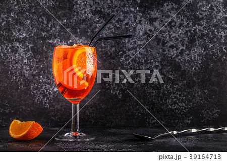Classic Italian Aperol Spritz cocktail 39164713