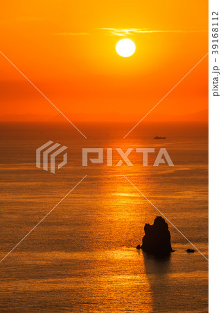 大野町から角力灘の夕陽　小角力　ながさきサンセットロード　【長崎県長崎市大野町】 39168112