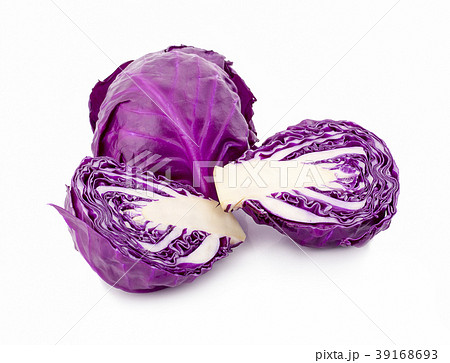 Purple cabbage isolated on white background 39168693