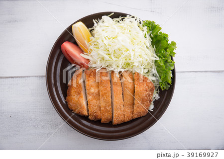 japanese pork cutlet 39169927