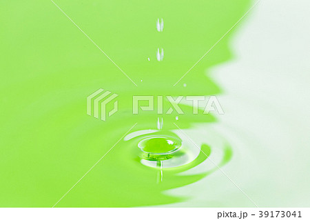 グリーンオリーブオイル 39173041