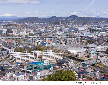御岳山と尾張三山と小牧市街 39175409
