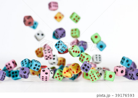 Falling Dices 4 39176593