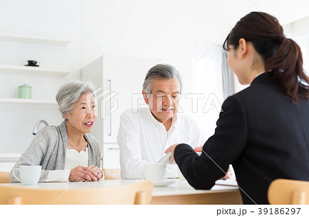 相談 シニア 保険 介護 相続 資産運用 39186297