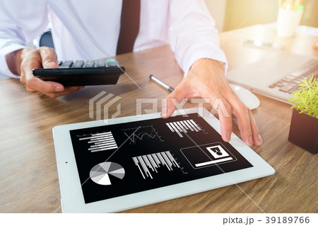 Businessman hand working with finances about cost Businessman hand working with finances about cost 39189766