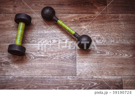Dumbbells for sport and healthy lifestyles 39190728