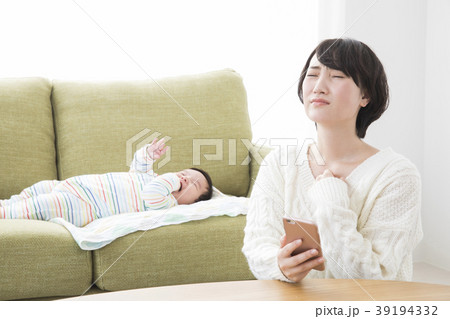 赤ちゃんとママ 39194332