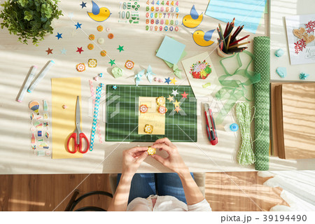 Creative Work at Full Speed Creative Work at Full Speed 39194490