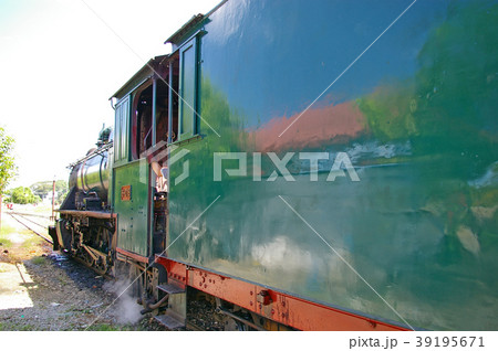 北ボルネオ鉄道の観光列車 39195671