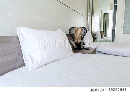 Luxury white twin bedding sheets and lamp Luxury white twin bedding sheets and lamp 39202613