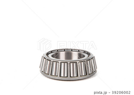 automotive bearings. tapered roller bearing 39206002