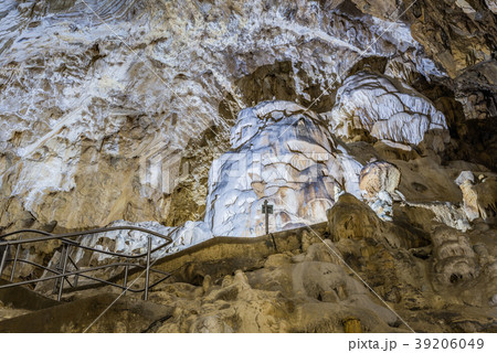 Inside of a Cave 39206049