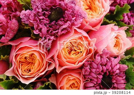 薔薇とラナンキュラス 薔薇とラナンキュラス 39208114