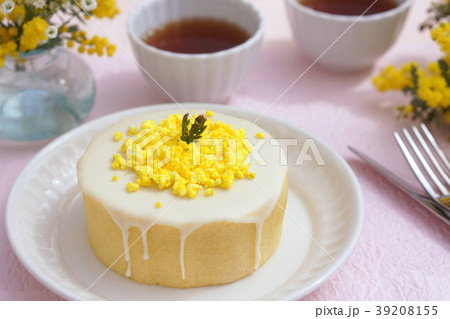 ミモザのケーキ 39208155