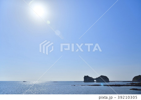 円月島（高嶋）　和歌山県西牟婁郡白浜町 39210305