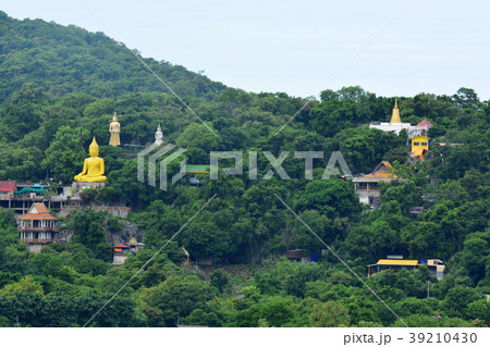 Wat Tham Yai Prik, Ko Si Chang, Chonburi province Wat Tham Yai Prik, Ko Si Chang, Chonburi province 39210430
