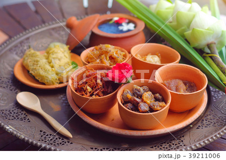 Khao chae is rice in cold water 39211006