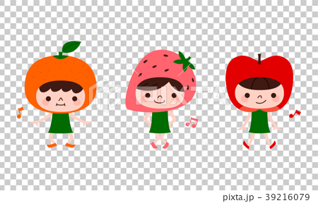 ミカン イチゴ リンゴの帽子をかぶって 楽しく踊る子供たちのイラスト のイラスト素材