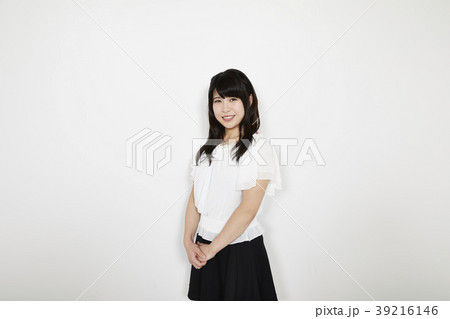 女性 ポートレート 女性 ポートレート 39216146