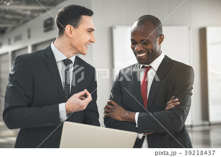 Two men making agreement about rent price 39218437