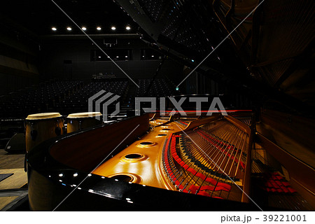 ジャズコンサート・ステージ 39221001