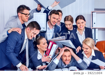 Business people office. Team people are unhappy 39221004