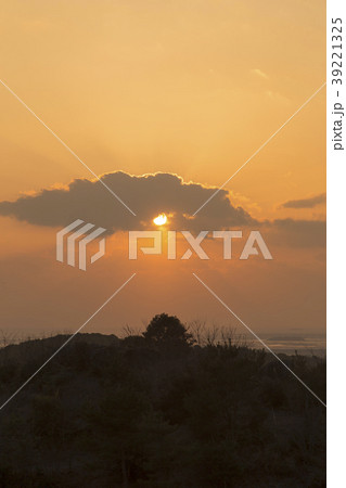 大牟田市 甘木山公園の夕暮れ、 大牟田市 甘木山公園の夕暮れ、 39221325