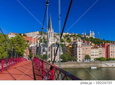 Old town of Lyon - France 39224735
