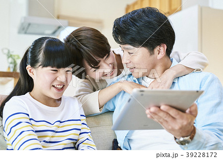 家族団らん 家族団らん 39228172