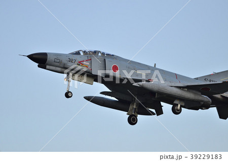 戦闘機 岐阜基地 F4 航空自衛隊 ファントムの写真素材