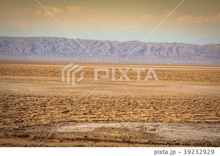 Chott el Djerid (biggest salt lake in north africa 39232929