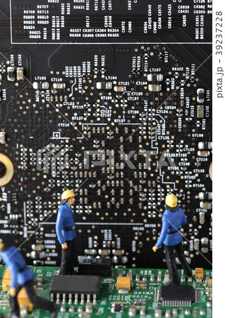 コンピューターと人間 39237228