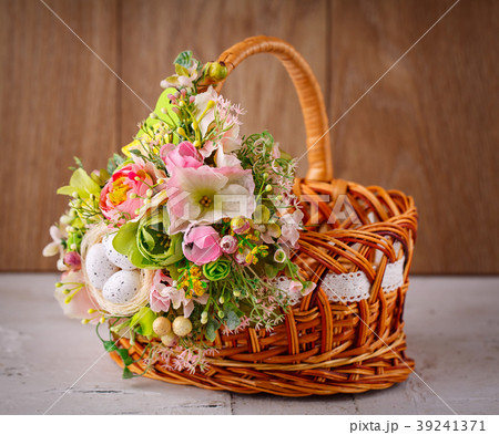 Beautiful decorative basket with flowers to Beautiful decorative basket with flowers to 39241371