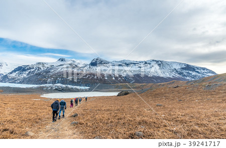 Mountains near entrance of ice cave in Iceland 39241717