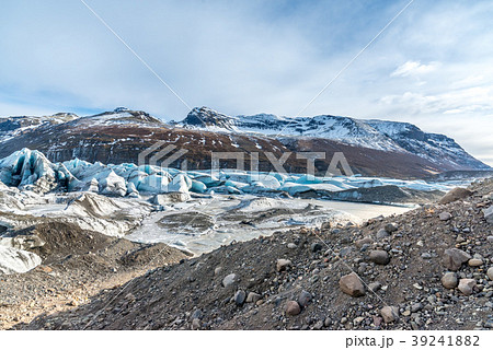 Mountains near entrance of ice cave in Iceland 39241882