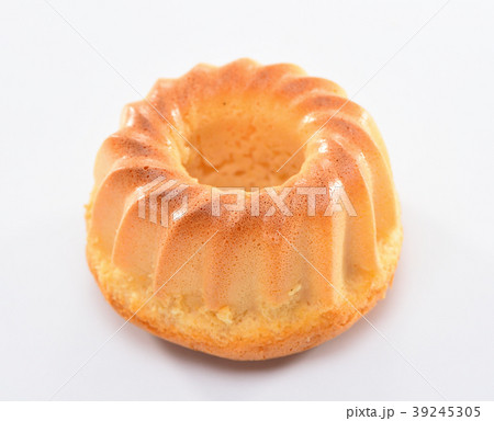 シフォンケーキ デザート スウィーツ 39245305