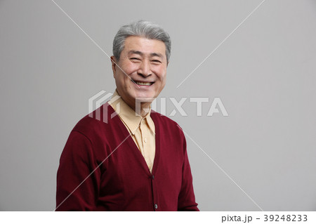 高齢者 老人 男 39248233