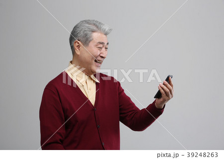 韓国人 高齢者 老人 39248263