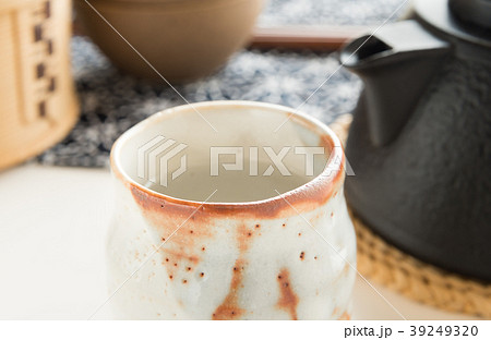 白湯 飲み物 お湯 湯冷まし 白湯 飲み物 お湯 湯冷まし 39249320