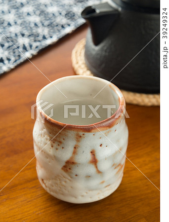 白湯 飲み物 お湯 湯冷まし 白湯 飲み物 お湯 湯冷まし 39249324