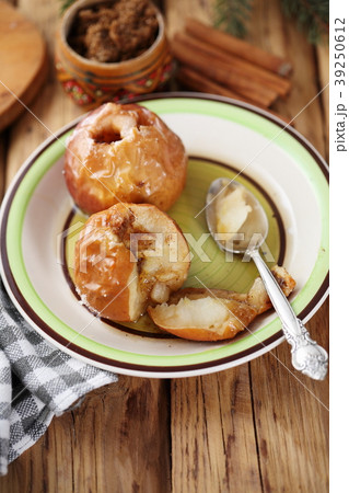 already eaten apples with cinnamon 39250612
