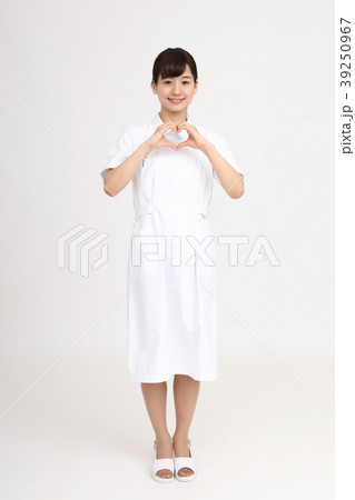 看護師とハート 39250967