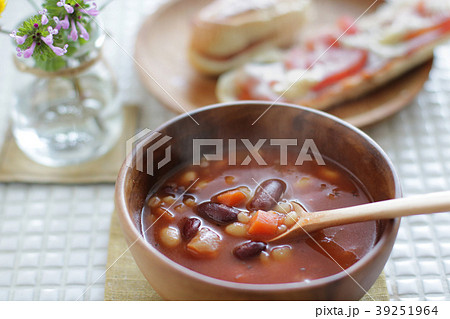 ミネストローネスープ ミネストローネスープ 39251964