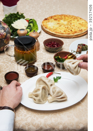Man eating in georgian restaurant 39257406