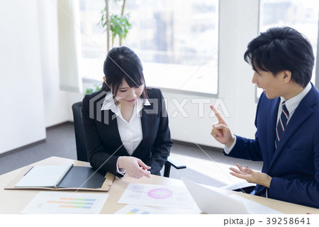 ビジネス オフィス ビジネス オフィス 39258641