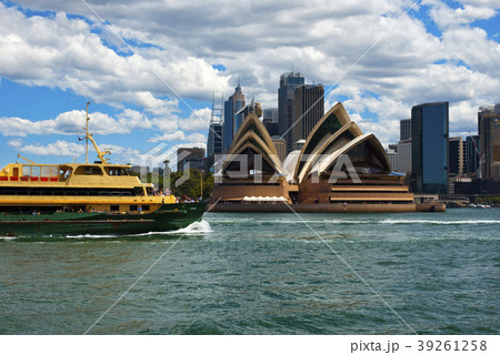 Tourist Ferry with Opera house, Sydney Australia Tourist Ferry with Opera house, Sydney Australia 39261258