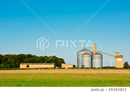 Farm grain silos for agriculture Farm grain silos for agriculture 39263822