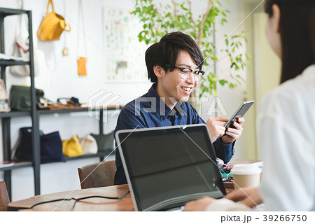 カジュアルビジネスイメージ カジュアルビジネスイメージ 39266750